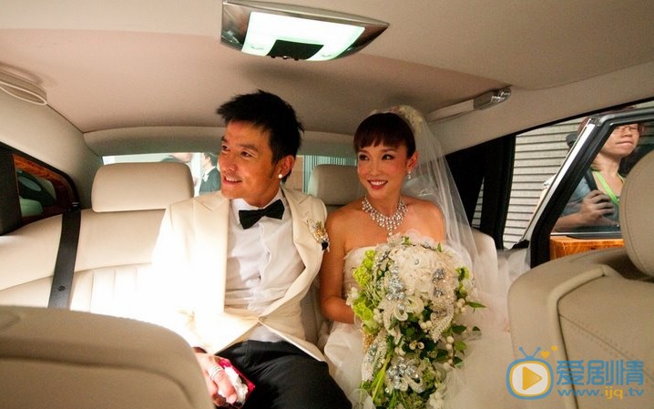李铭顺和范文芳结婚照 李铭顺高清写真_李铭顺高清剧照