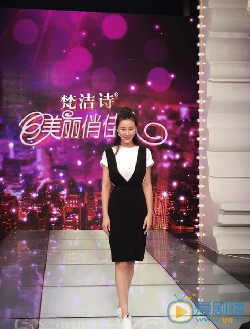 杜十五运动健身照 杜十五综艺照