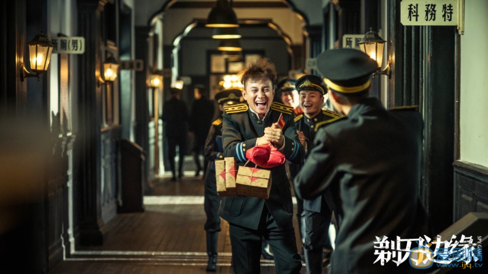 剃刀边缘许从良剧照 