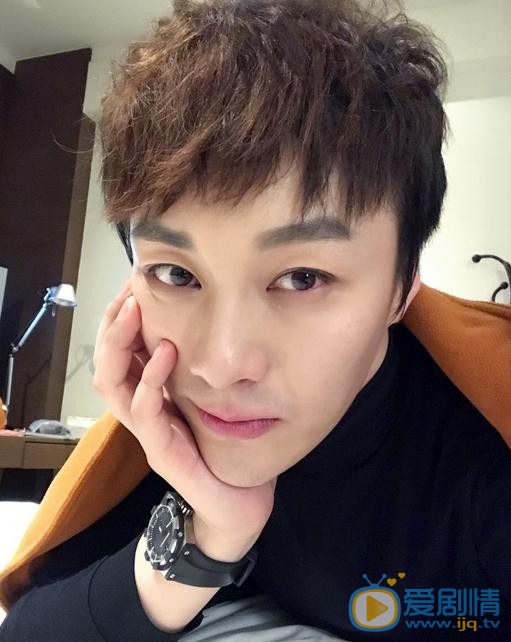 杨金承生活照 杨金承高清写真_杨金承高清剧照