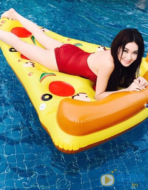 温碧霞家人照 温碧霞高清写真_温碧霞高清剧照