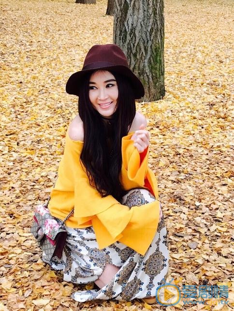 温碧霞生活照 温碧霞高清写真_温碧霞高清剧照