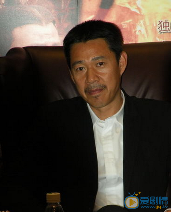 张丰毅活动照 张丰毅高清写真_张丰毅高清剧照