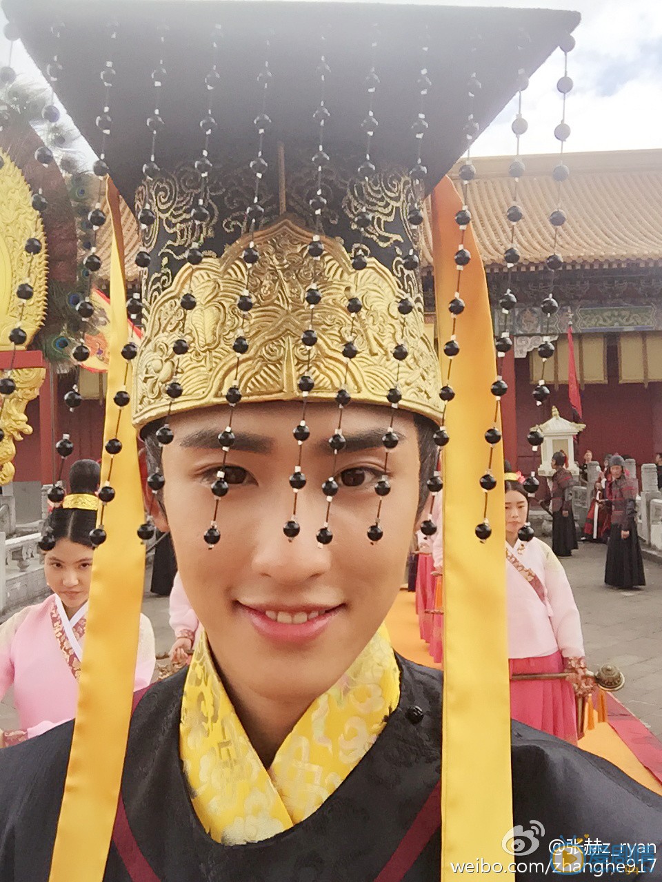 张赫片场照 张赫高清写真_张赫高清剧照