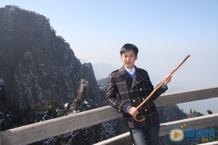 王若麟旅行照 王若麟高清写真_王若麟高清剧照