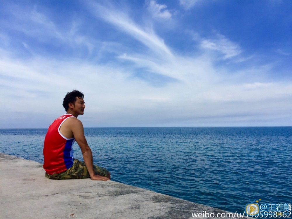 王若麟旅行照 王若麟高清写真_王若麟高清剧照