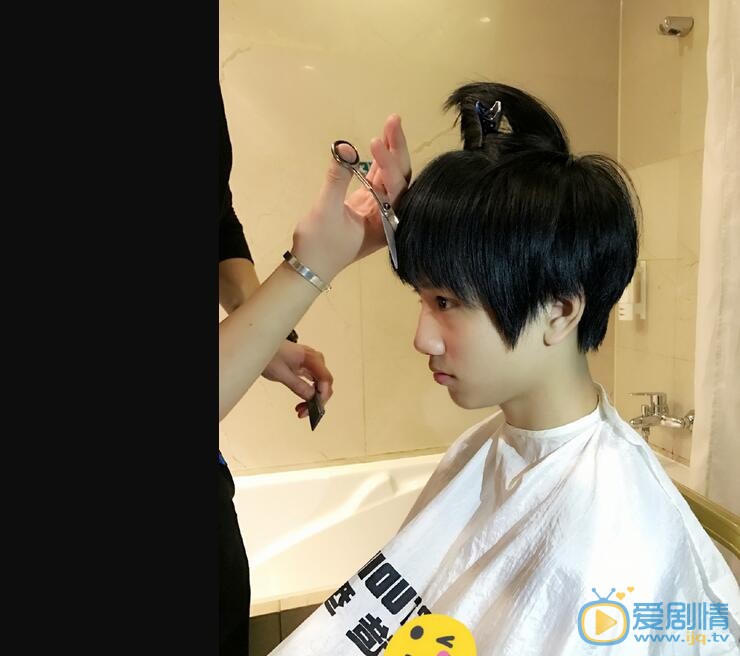 敖子逸搞怪照 敖子逸高清写真_敖子逸高清剧照
