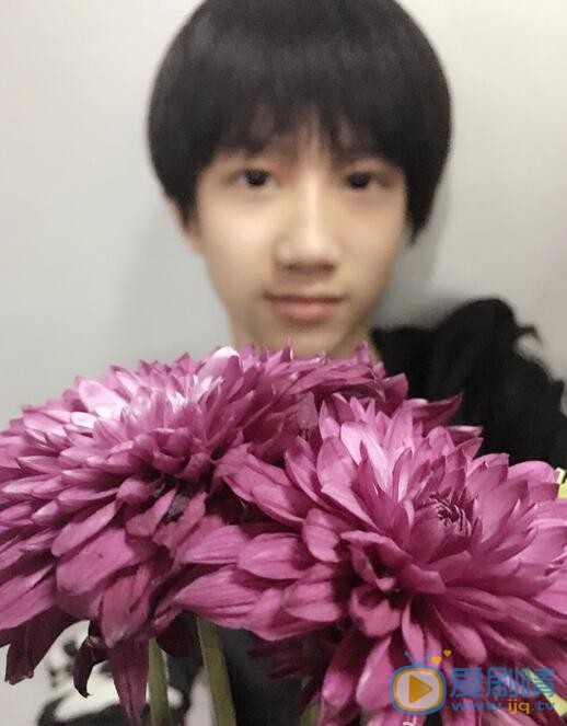 敖子逸生活照 敖子逸高清写真_敖子逸高清剧照