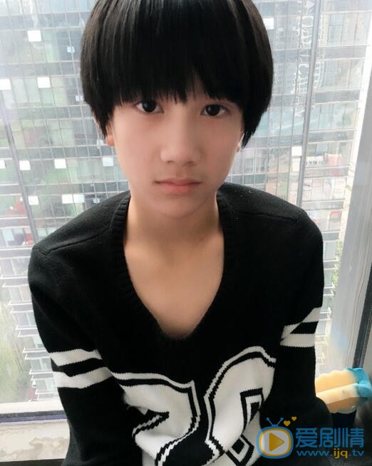 敖子逸少年初长成 敖子逸高清写真_敖子逸高清剧照