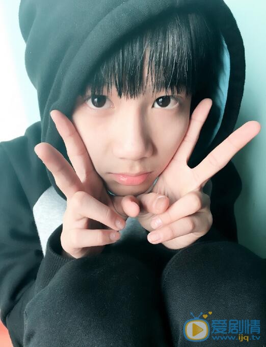 敖子逸少年初长成 敖子逸高清写真_敖子逸高清剧照