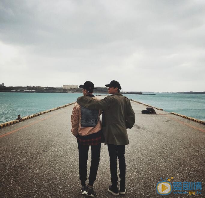 符龙飞与人合照 符龙飞高清写真_符龙飞高清剧照