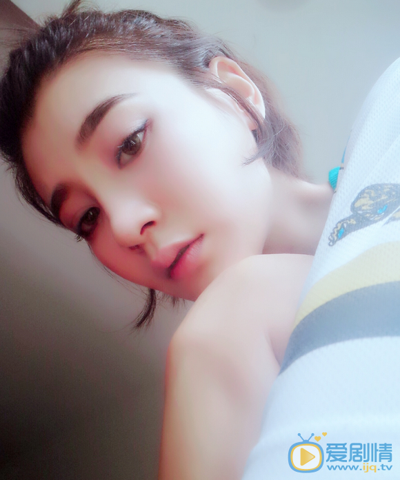 唐菀生活照 唐菀高清写真_唐菀高清剧照
