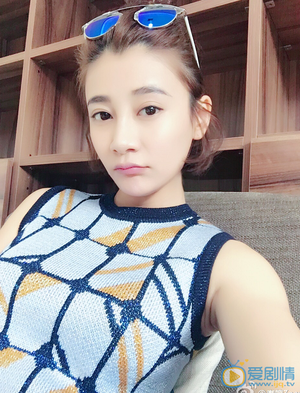 唐菀生活照 唐菀高清写真_唐菀高清剧照