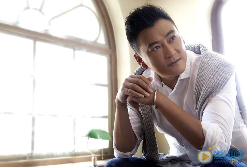 刘小锋绅士大片 刘小锋高清写真_刘小锋高清剧照