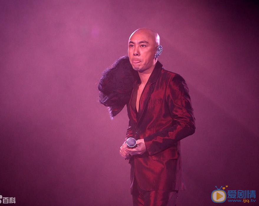 张卫健演唱会表演照 张卫健高清写真_张卫健高清剧照