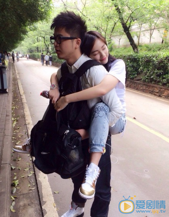 黄灿灿黄灿灿男朋友 黄灿灿高清写真_黄灿灿高清剧照