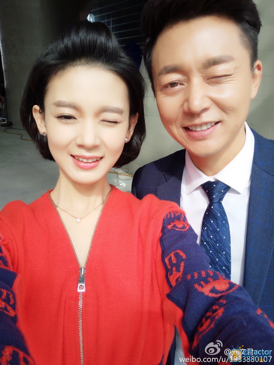 刘奕君片场明星合照 刘奕君高清写真_刘奕君高清剧照