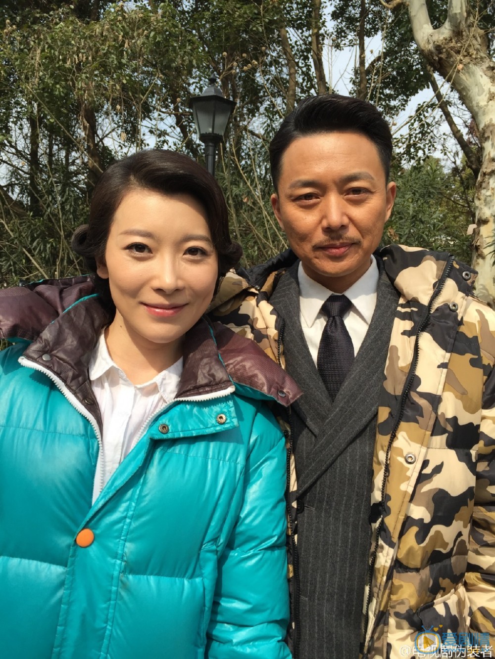 刘奕君片场明星合照 刘奕君高清写真_刘奕君高清剧照
