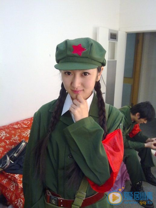 于莹莹片场照