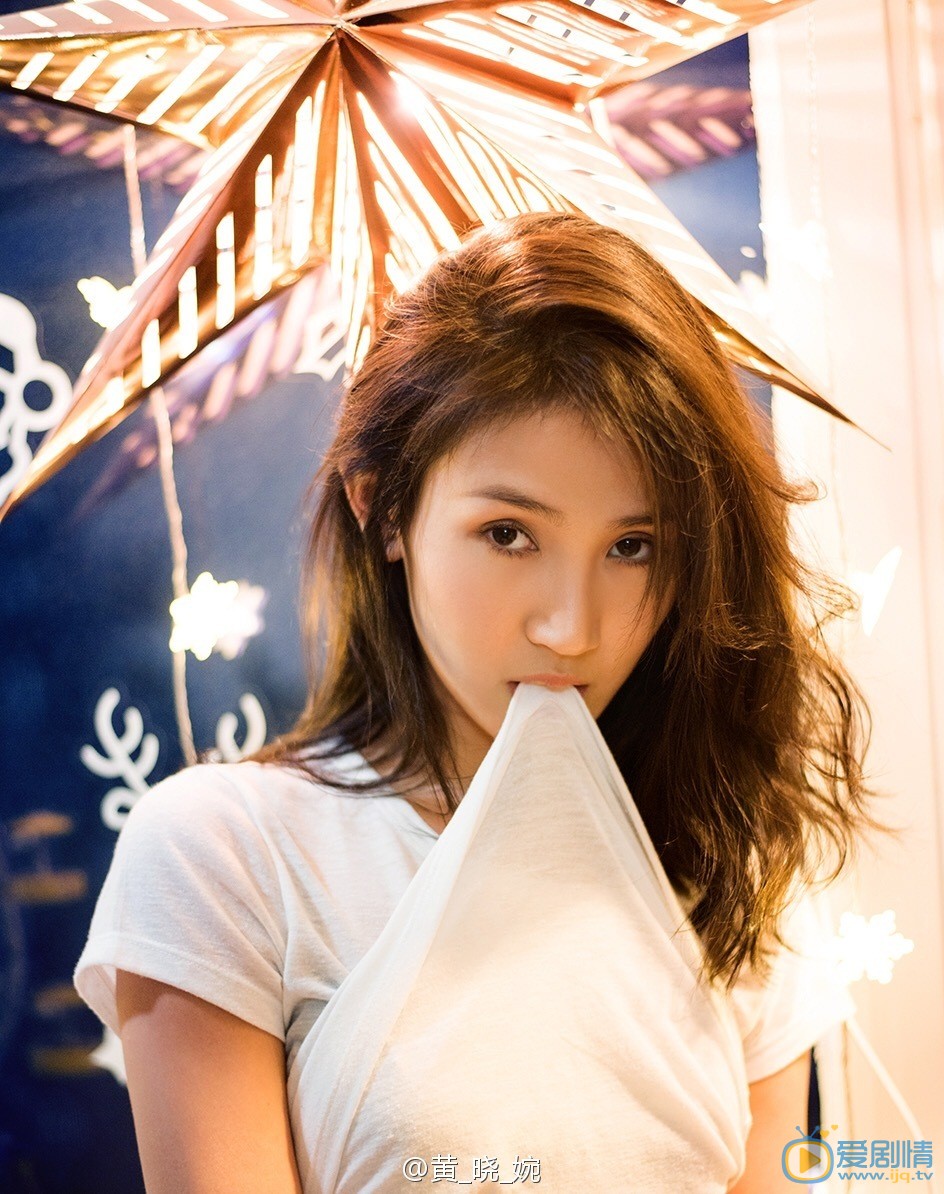 黄晓婉个人资料简介 黄晓婉写真