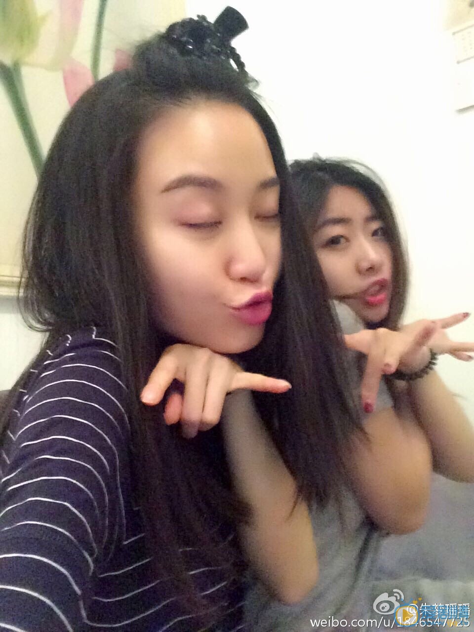 朱梦瑶嘟嘴卖萌照 朱梦瑶高清写真_朱梦瑶高清剧照