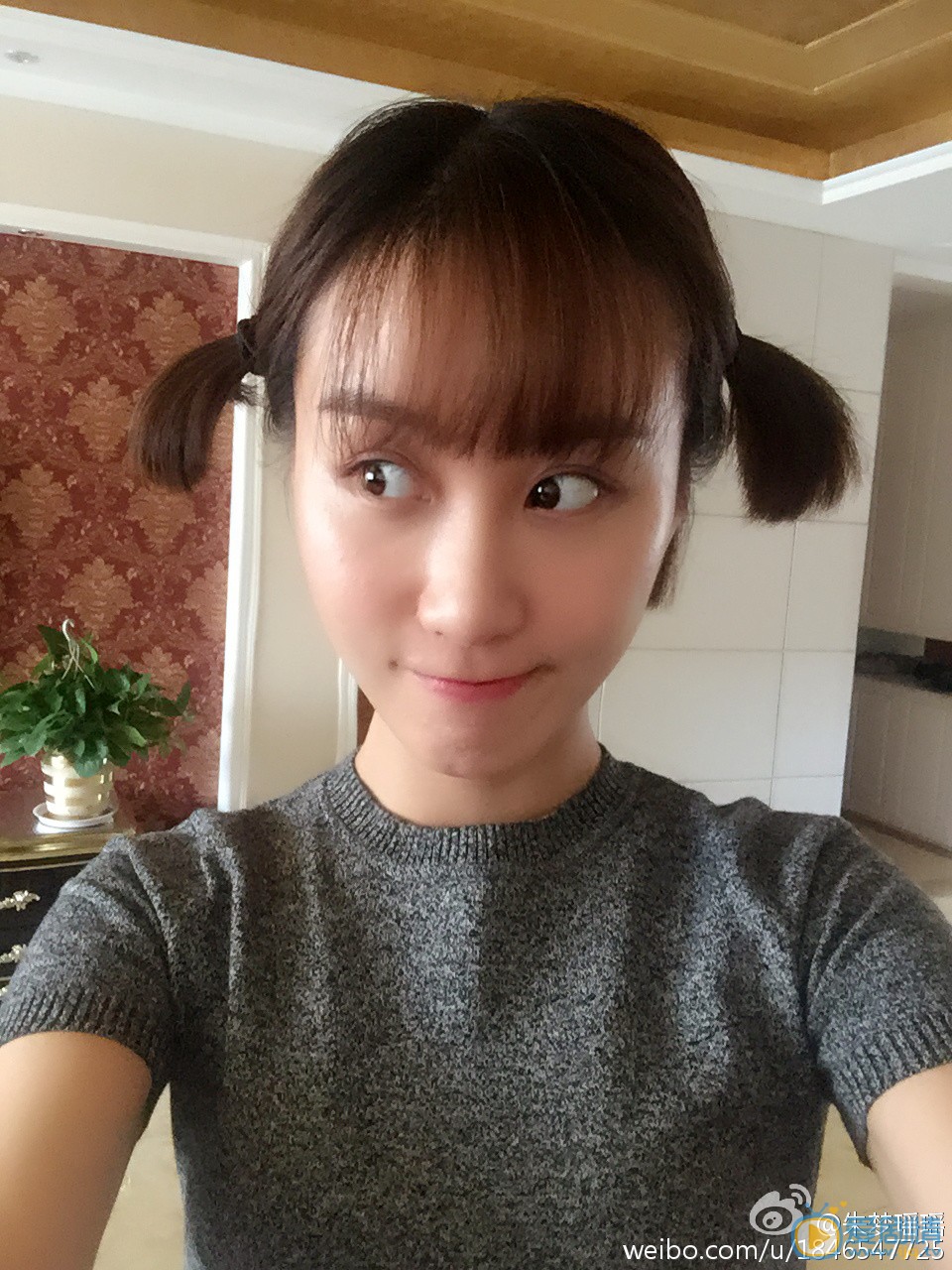 朱梦瑶嘟嘴卖萌照 朱梦瑶高清写真_朱梦瑶高清剧照