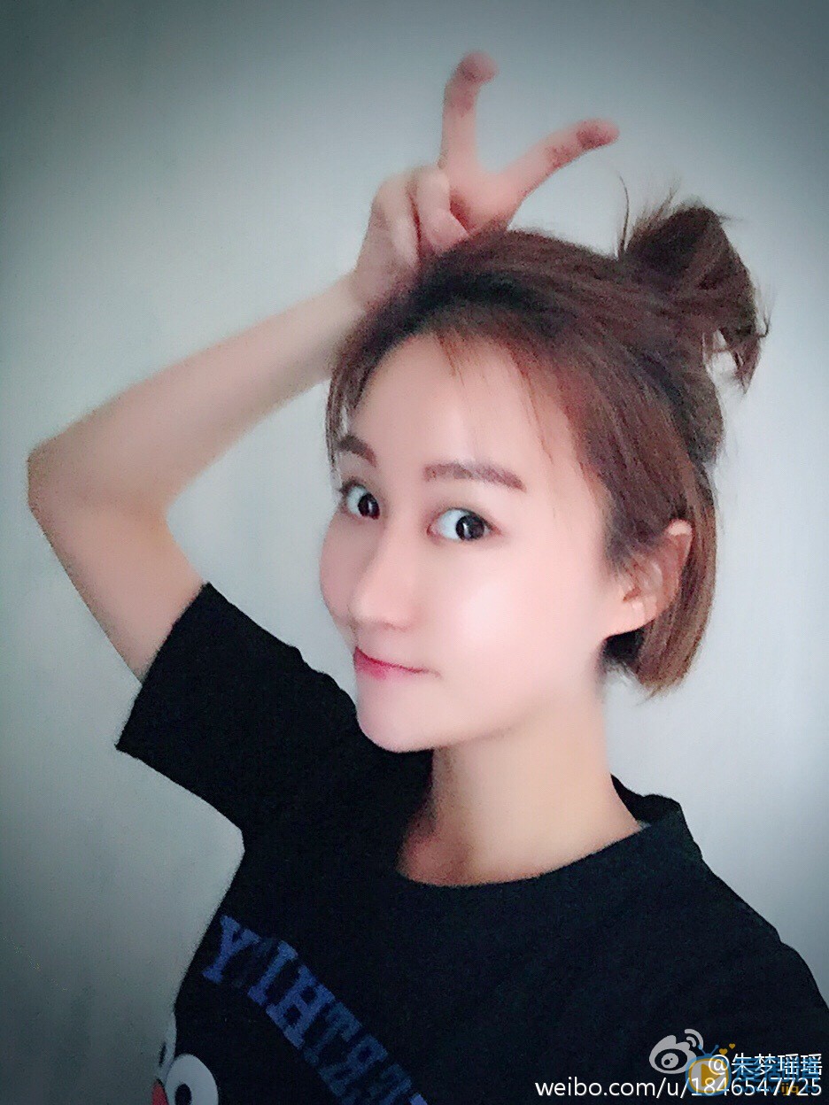 朱梦瑶生活照 朱梦瑶高清写真_朱梦瑶高清剧照