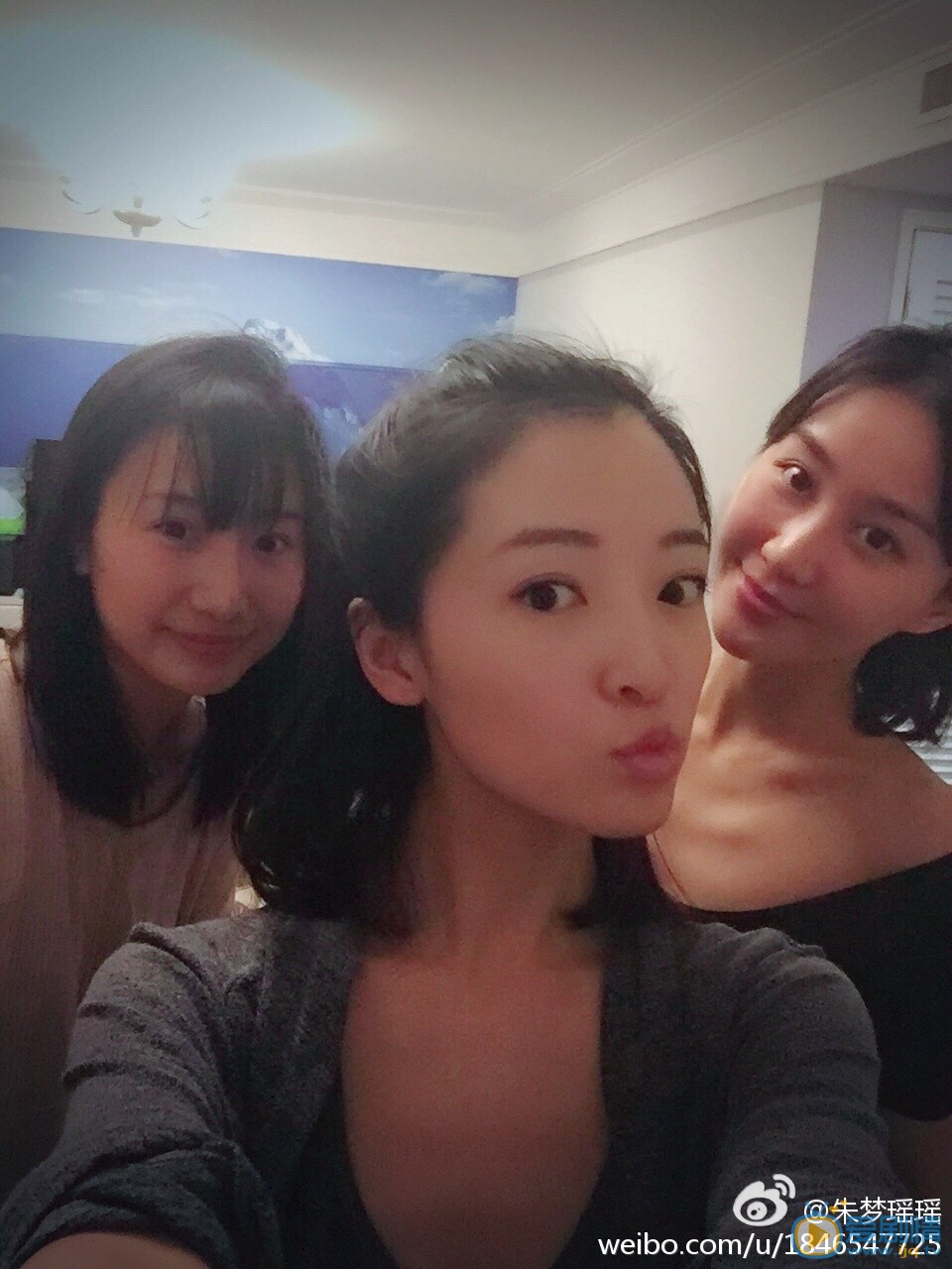 朱梦瑶嘟嘴卖萌照 朱梦瑶高清写真_朱梦瑶高清剧照