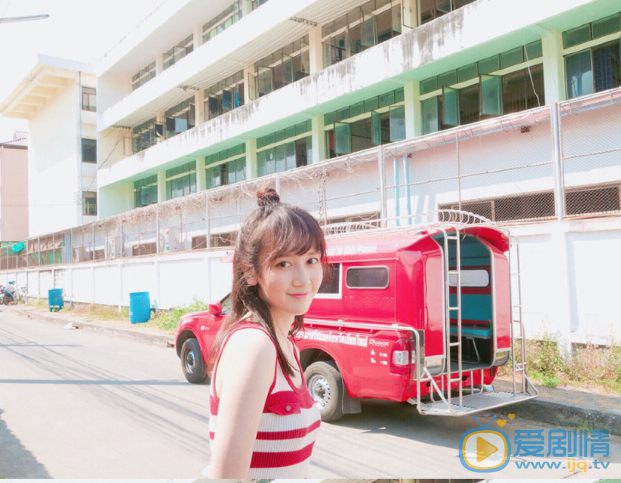 李墨之街拍照 李墨之高清写真_李墨之高清剧照
