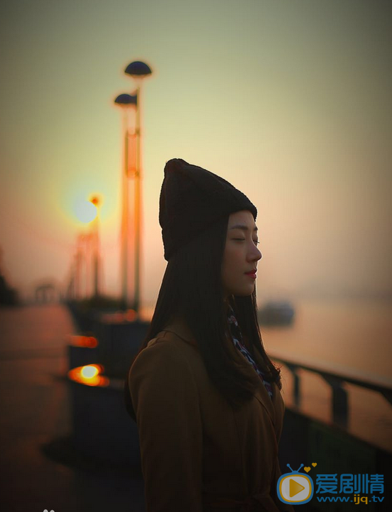 菅纫姿《爱我就说是》剧照 菅纫姿高清写真_菅纫姿高清剧照
