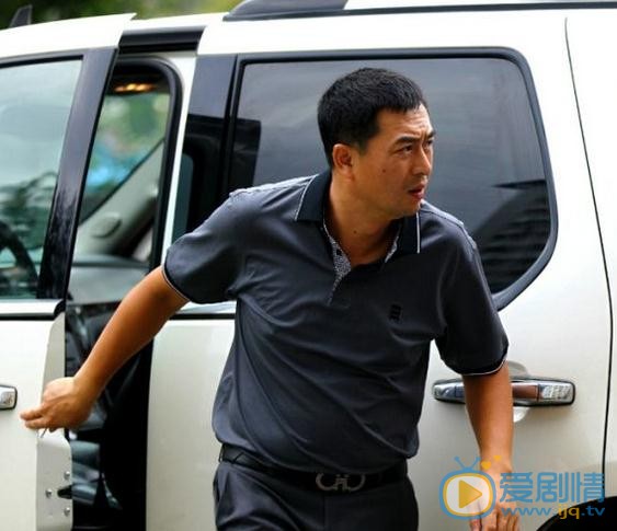 张嘉译《一仆二主》剧照 张嘉译高清写真_张嘉译高清剧照