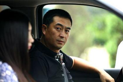 张嘉译《一仆二主》剧照 张嘉译高清写真_张嘉译高清剧照