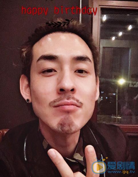 刘欢生活照 刘欢高清写真_刘欢高清剧照