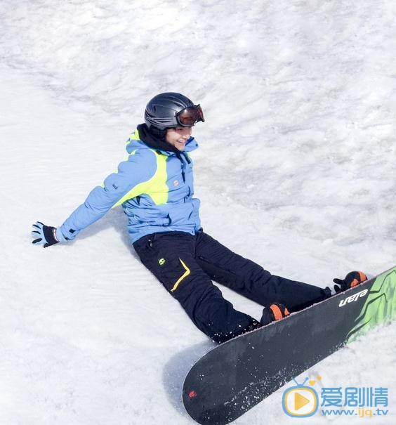 牛骏峰滑雪照 牛骏峰高清写真_牛骏峰高清剧照