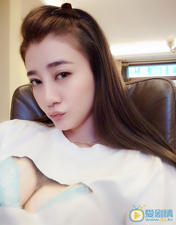  人民的名义林华华是谁演的？林华华扮演者唐菀个人资料写真生活照欣赏