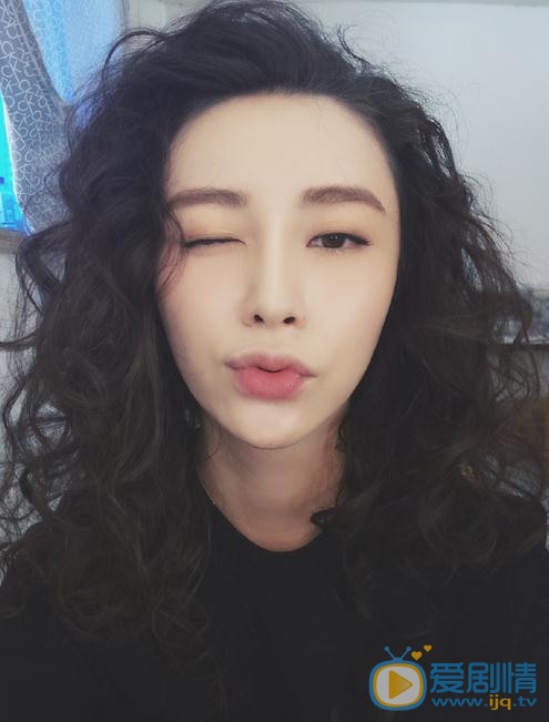 马秋子生活照 马秋子高清写真_马秋子高清剧照