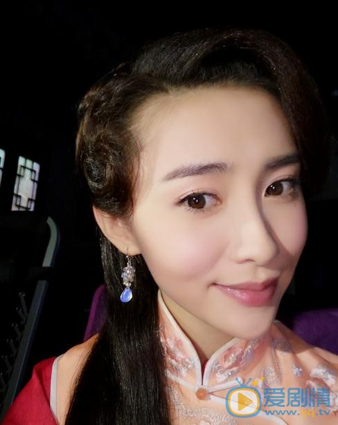 马秋子片场照