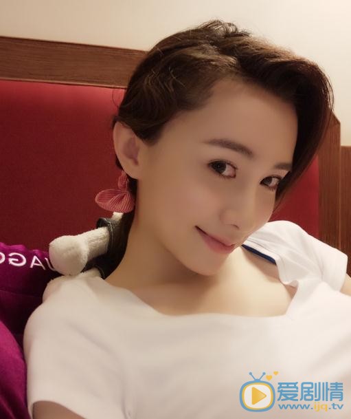 马秋子生活照 马秋子高清写真_马秋子高清剧照