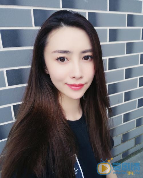 马秋子生活照 马秋子高清写真_马秋子高清剧照