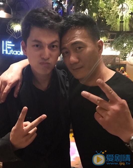 刘帅良活动照 刘帅良明星合照