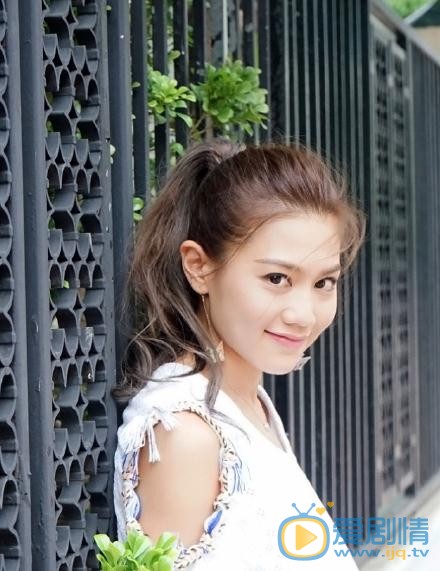 周秀娜街拍写真 周秀娜高清写真_周秀娜高清剧照