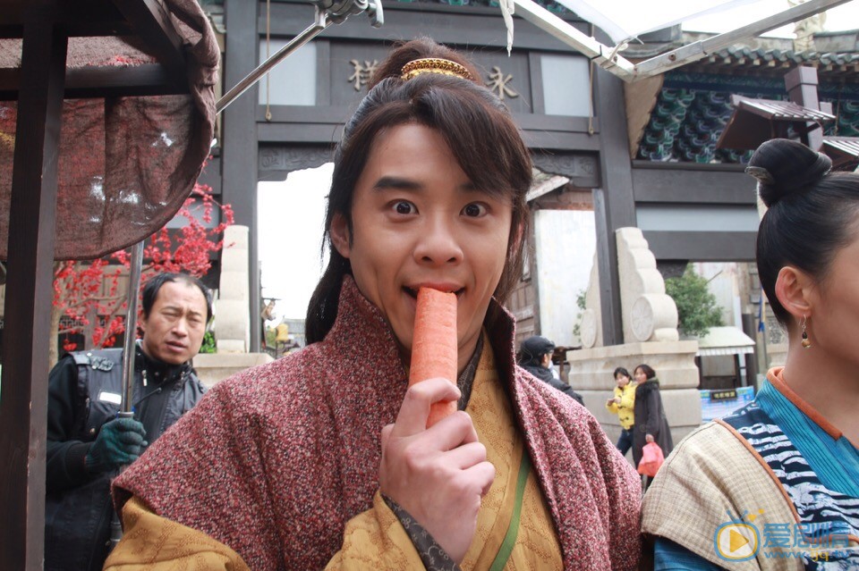 高昊片场照 高昊高清写真_高昊高清剧照