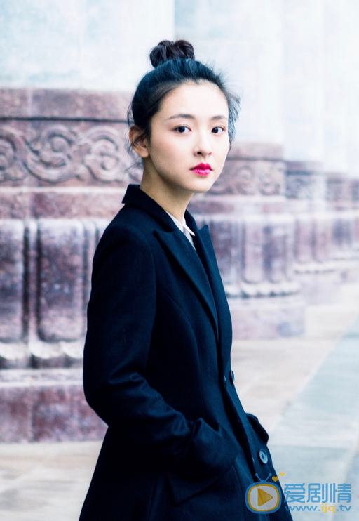 吴倩时尚街拍 吴倩高清写真_吴倩高清剧照