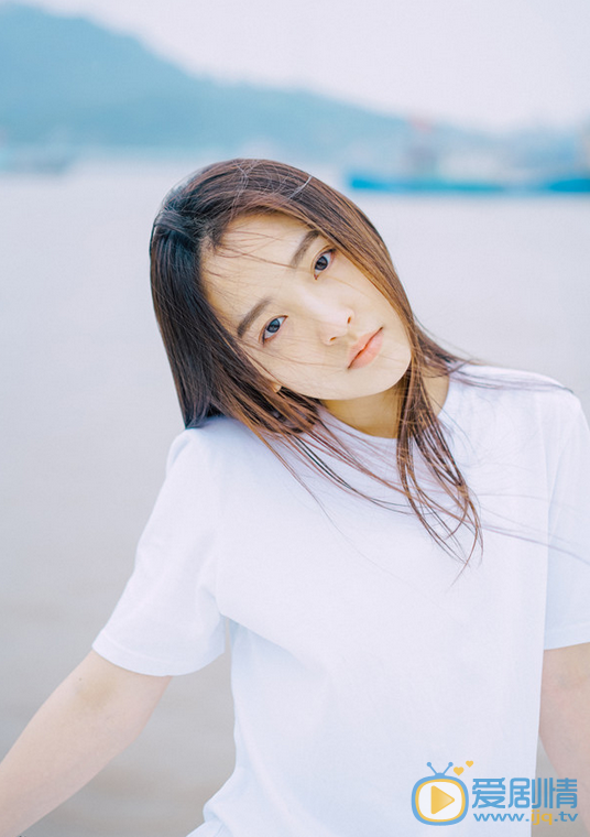 吴倩春日写真 吴倩高清写真_吴倩高清剧照