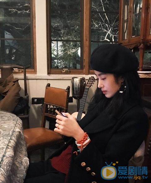 杨采钰生活照 杨采钰高清写真_杨采钰高清剧照