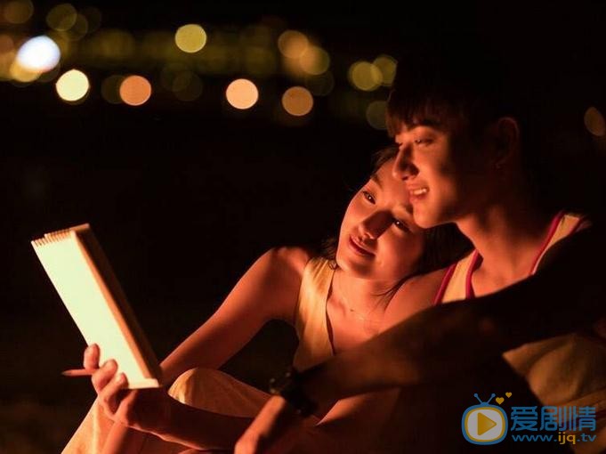 杨采钰《夏天十九岁的肖像》剧照 杨采钰高清写真_杨采钰高清剧照