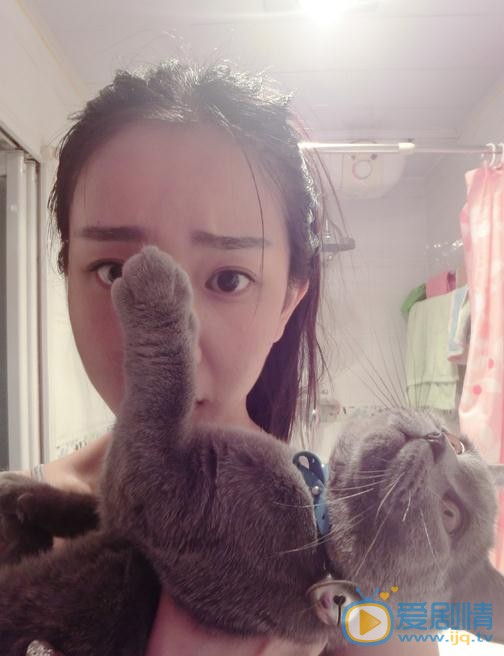 陈晨宠物合照 陈晨高清写真_陈晨高清剧照
