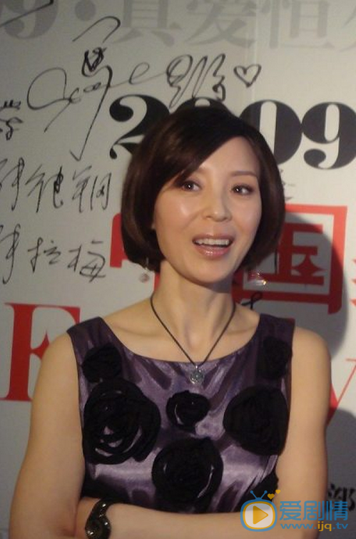 吴刚老婆岳秀清 吴刚高清写真_吴刚高清剧照