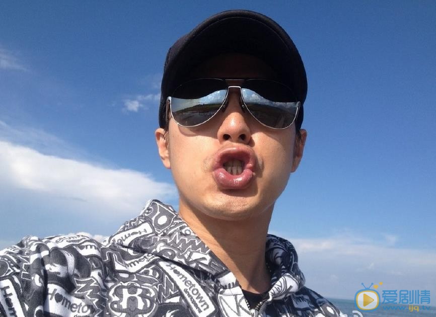 李威生活照 李威高清写真_李威高清剧照
