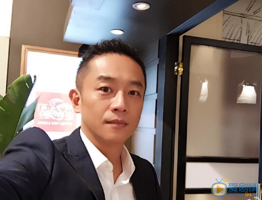 陈昭荣生活照 陈昭荣高清写真_陈昭荣高清剧照